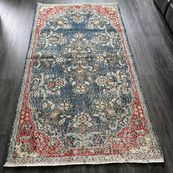 Vintage Turkish Wool on Cotton Rug / 7 x 3.6 ft - Picture 1 of 8